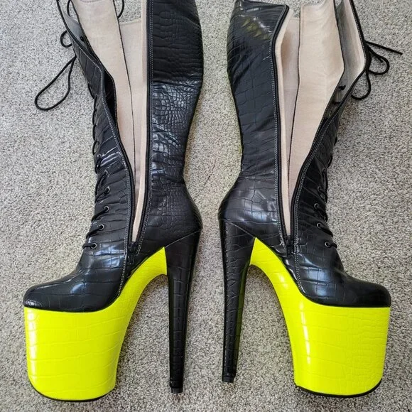 Used - Hella Heels Limited Edition Snapped - Black/Neon US 9 / EU 40 - Picture 5 of 12